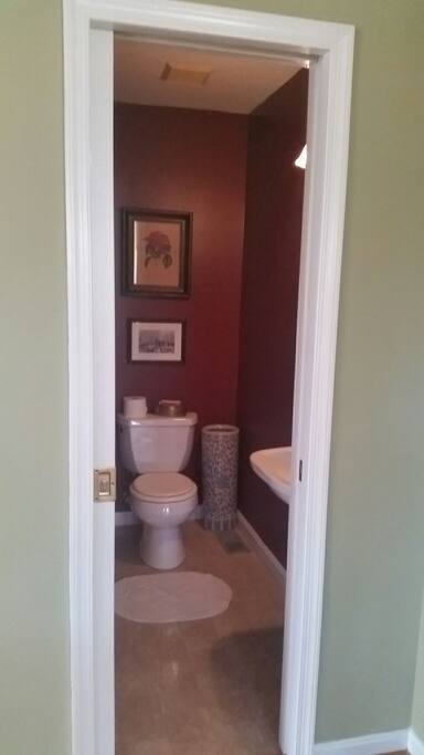 1/2 bath