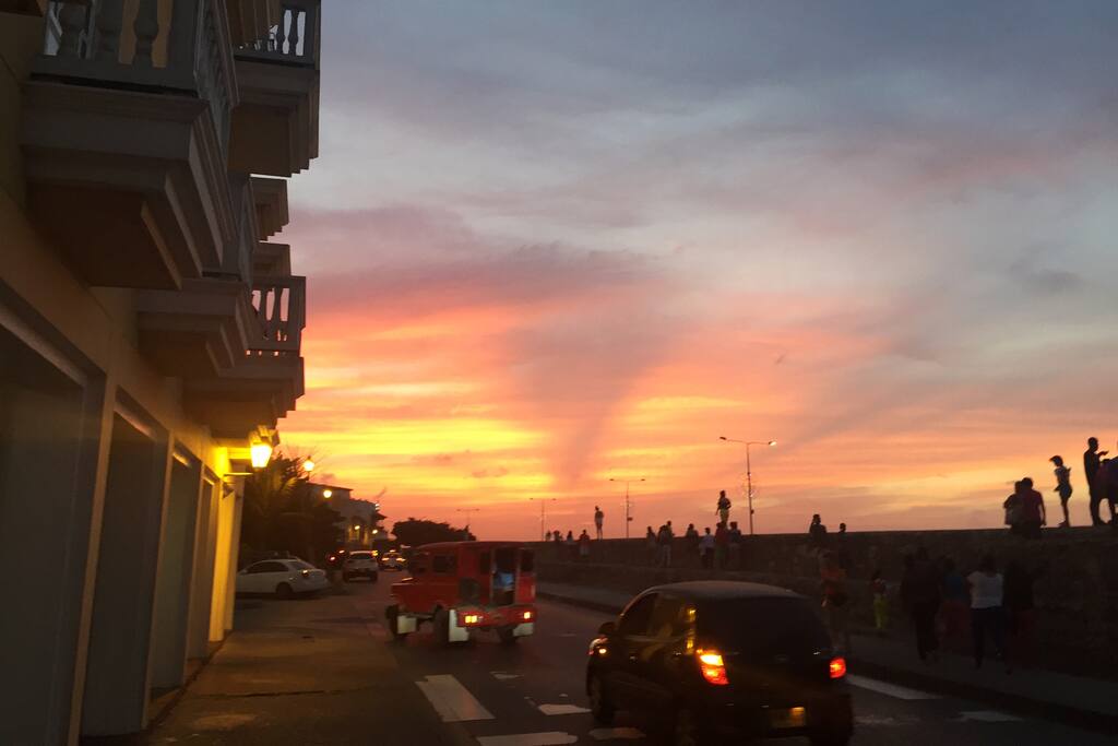 Amazing Sunsets By the sea View
