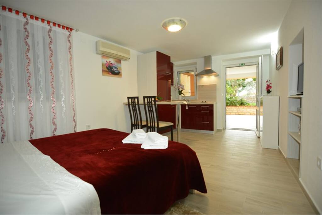 Bedroom and kitchen