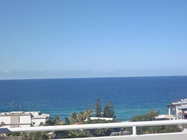 Sundancer Top Level Mid Panoramic Ocean View-2Brm gallery image 2