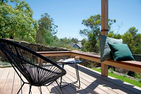 ‘52Views’ a private retreat with panoramic views