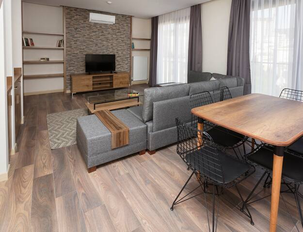3 Bedroom Grand Apartment at Serviced Apart Hotel gallery image 5