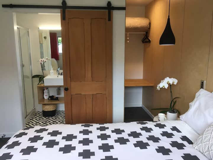 Dormitorio #1 y baño privado 