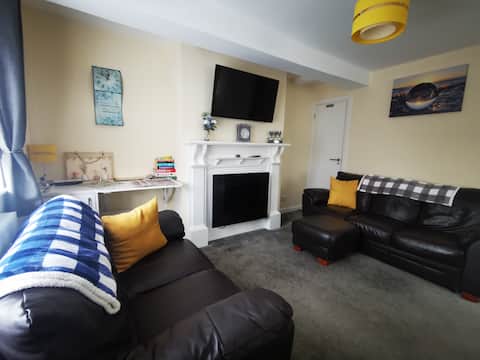 ⭐Washington House (Near Safari Park) Sleeps 8+cot⭐