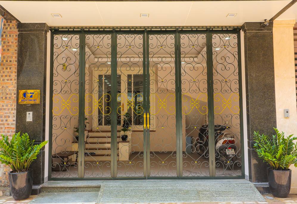 The house gate and entrance