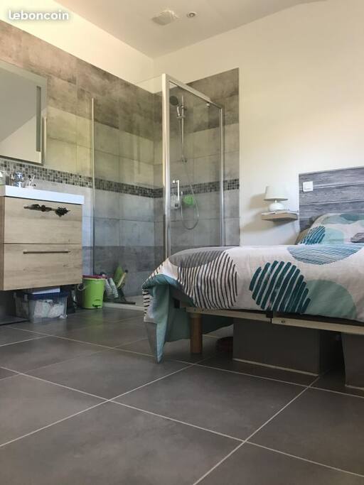 Chambre avec Salle de bain