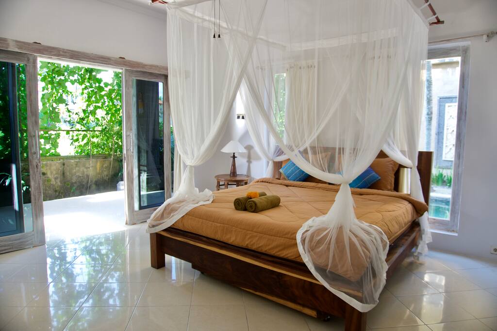 Ground floor double bedroom