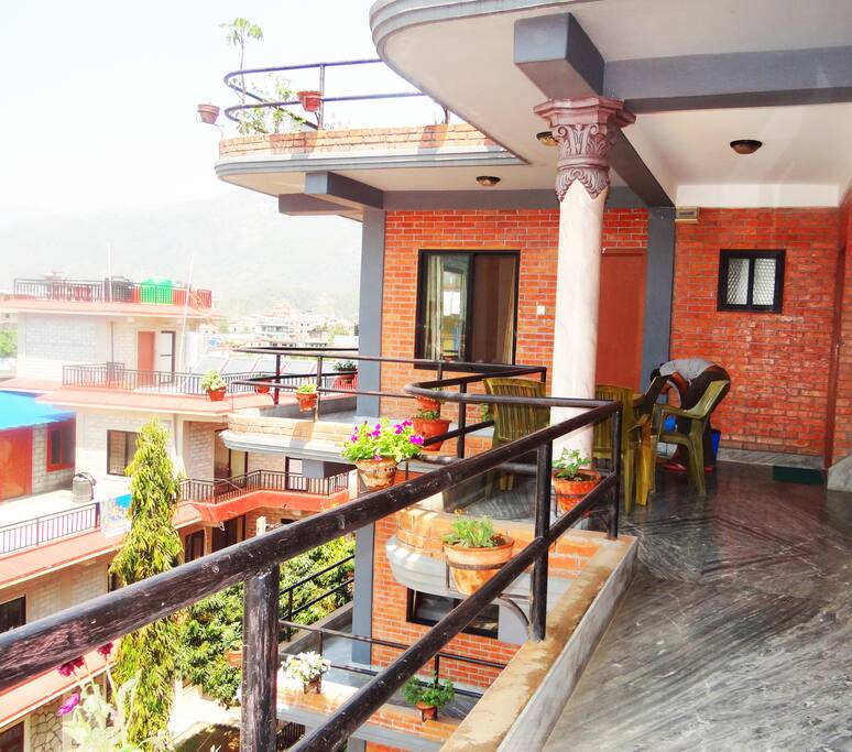 balcony