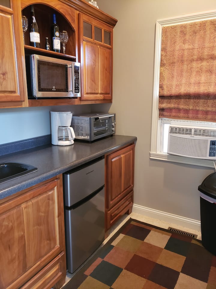 Peaceful & Luxurious Suite - Indiana