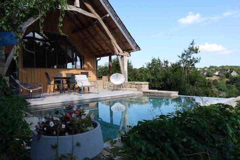 Historic lake-view house.