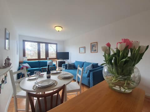 Top Airbnb: JLS Apart. Fast WiFi, close to the beach. in Przymorze Wielkie