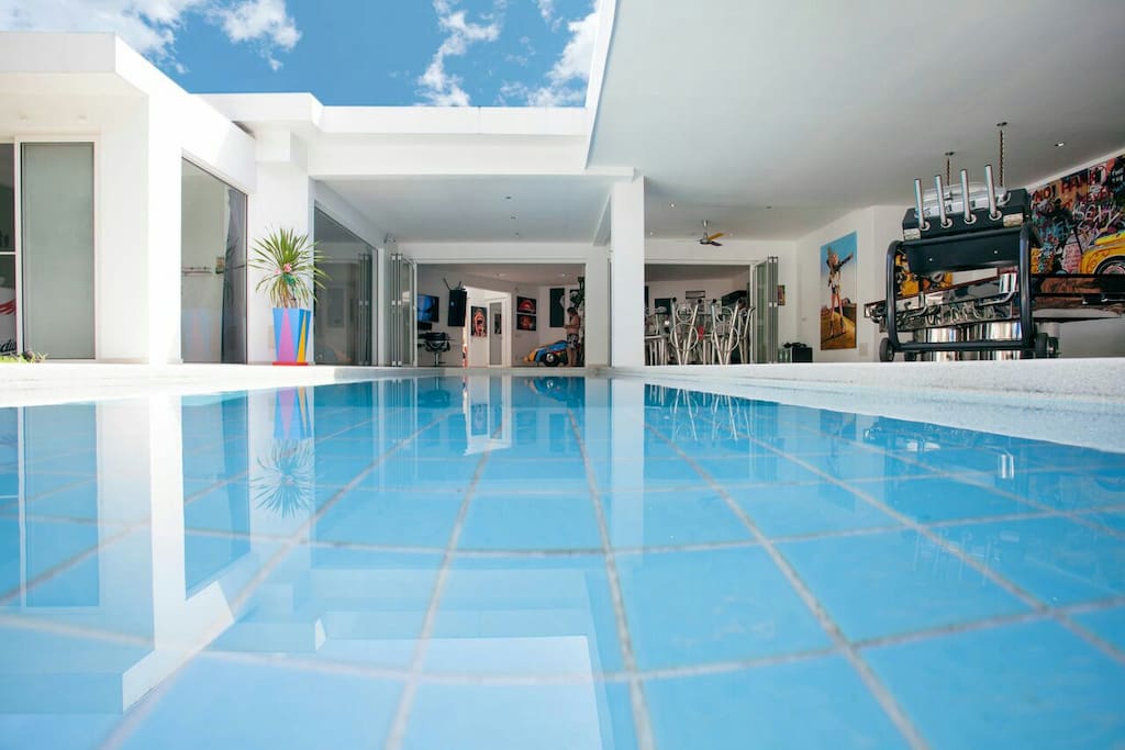 14 meters swimming pool