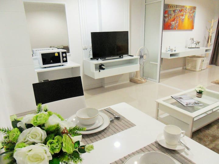 2 room apartment in the centre of Hua Hin Apartments for Rent in