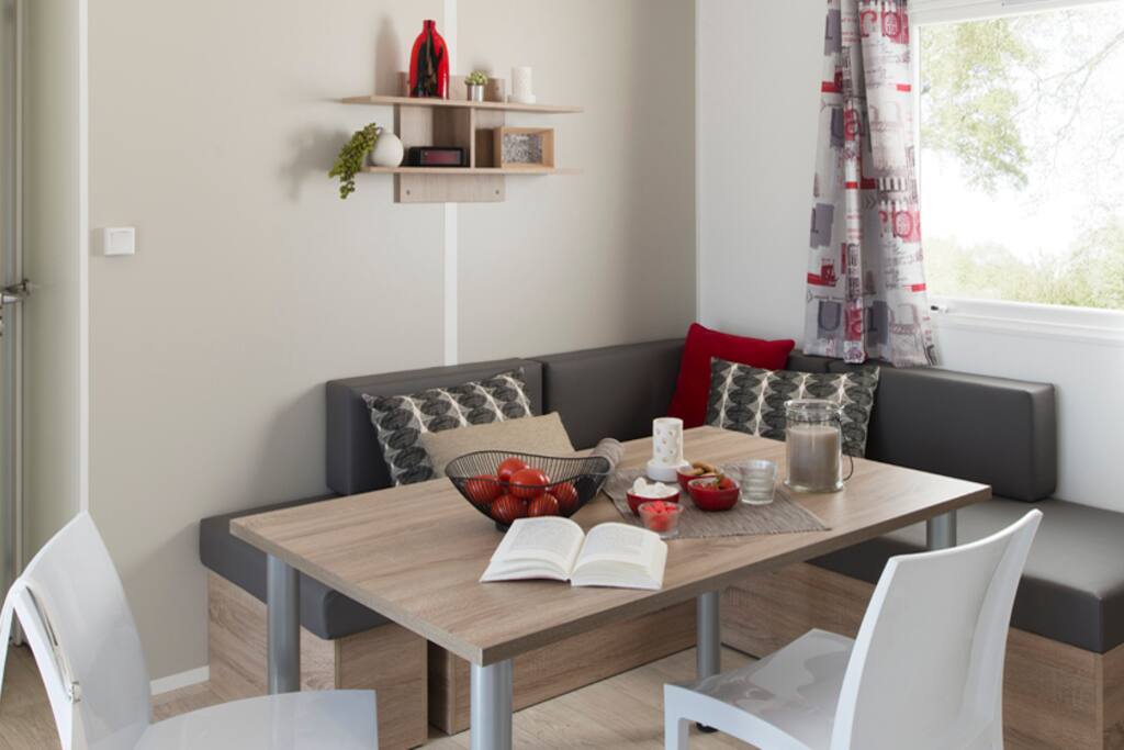 Espace salon - cuisine