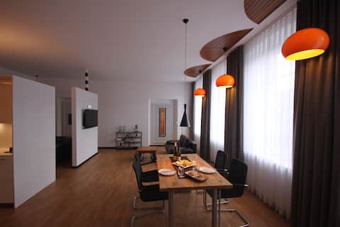Leistungsstarkes Airbnb: Modern newly renovated loft - MEETING ROOM - in Bernkastel Wittlich