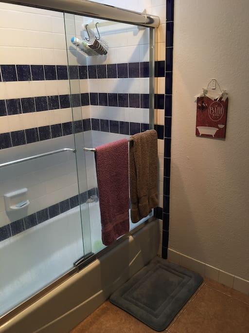 Private full bathroom