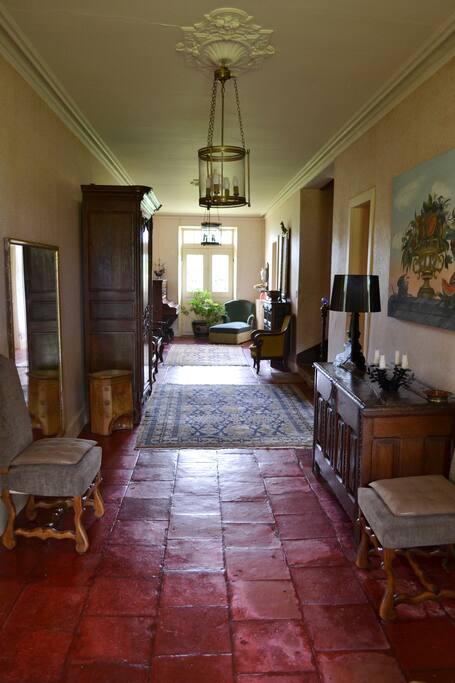 Le couloir d'entrée