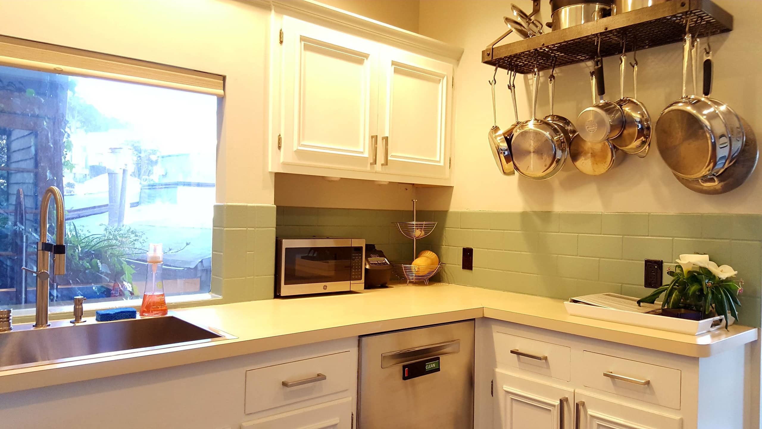 Home in San Francisco · ★4.93 · 2 bedrooms · 2 beds · 2 baths - Image 8