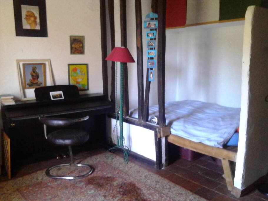 Au 1er étage, la chambre 1