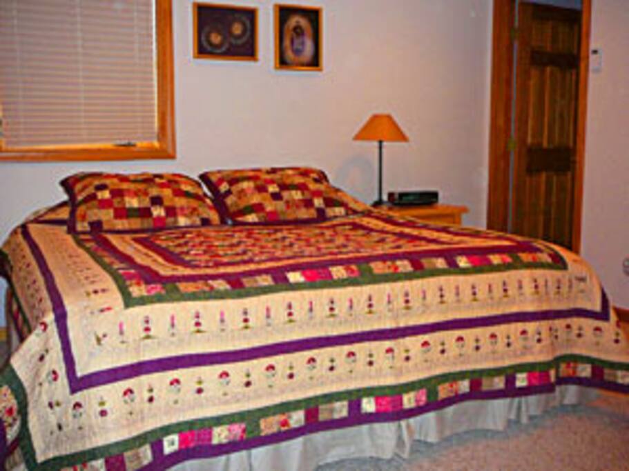 Lower bedroom