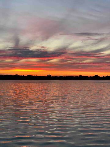 Beautiful lake home – 45 minutes from Twin Cities