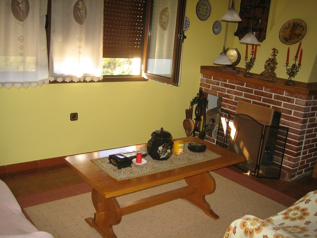 Всекидневна с камина