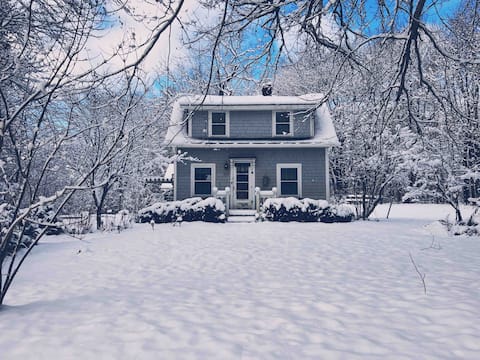 The Surry House | Cozy Cottage by Acadia, Fire Pit