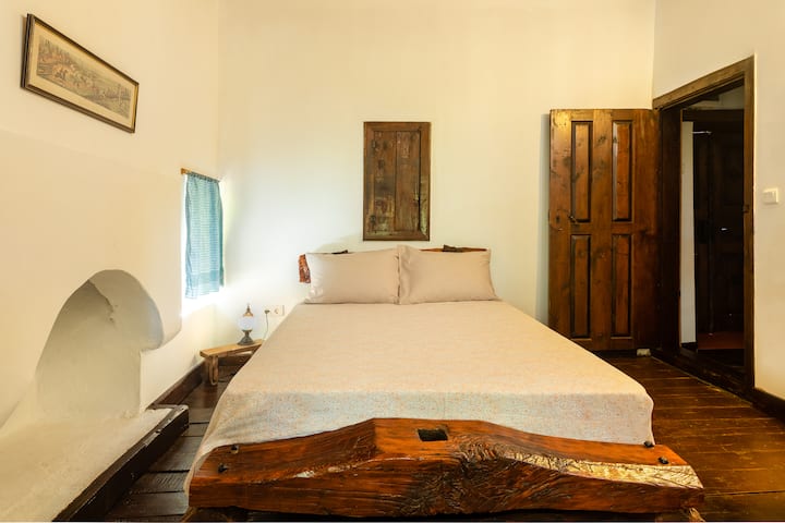 غرفة النوم 2