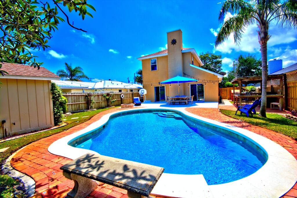 Top 100 Airbnb Rentals 2017 in Jacksonville Beach, Florida