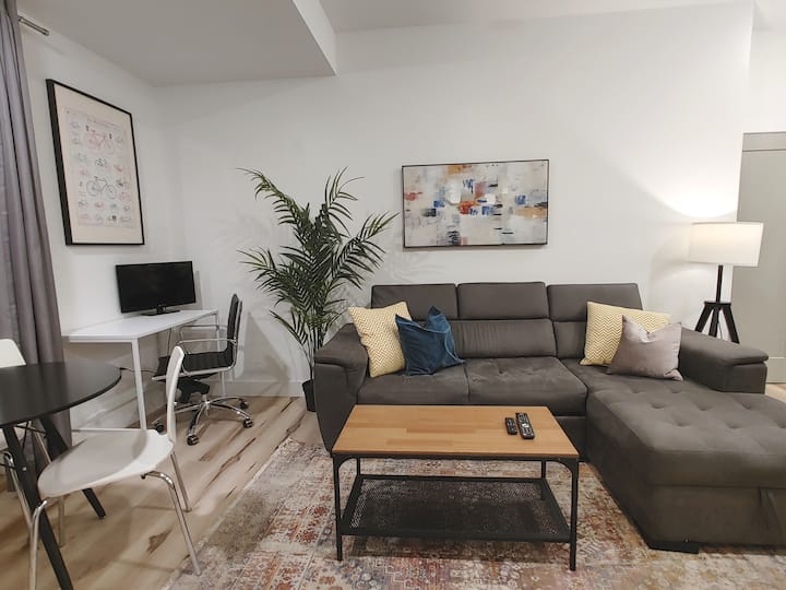 Private 1bd/1ba Guest Ste. In New Modern Farmhouse - Denver, CO
