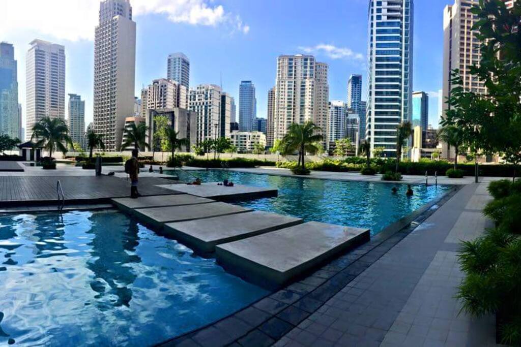 Swimming pool. Photo from Jazz