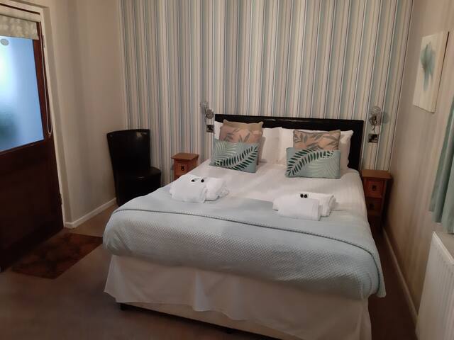 Private Double Room in a Converted Dairy