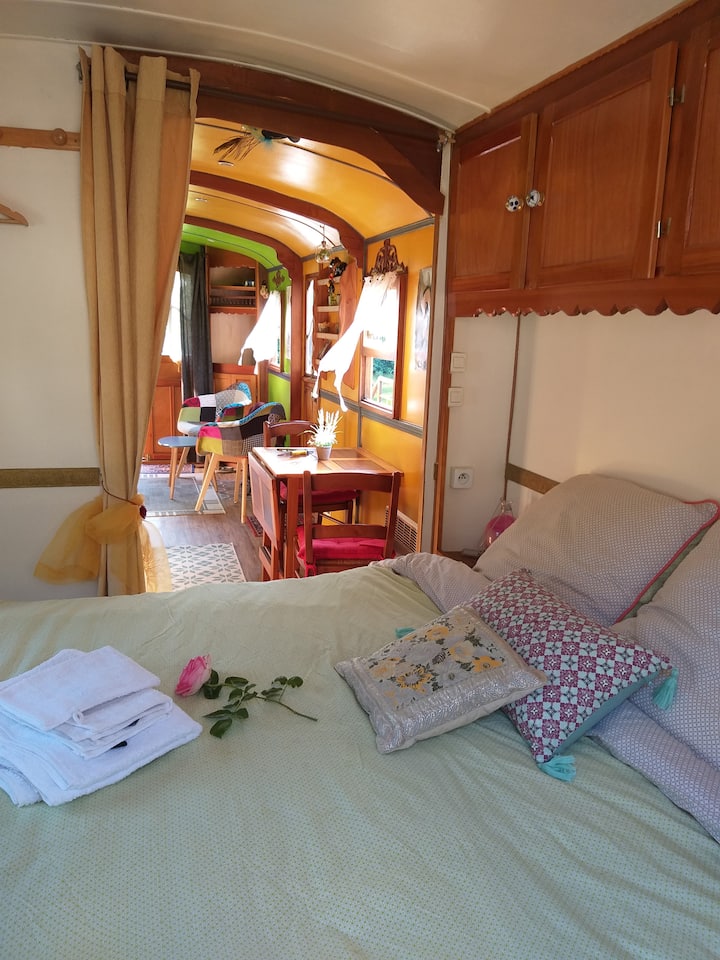 ห้องนอน.... เตียง 140 รับประกันความสะดวกสบาย!