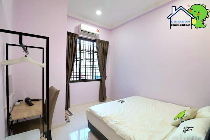Dormitorio 

arriba 2

1 cama tamaño king

Baño compartido con el dormitorio #3