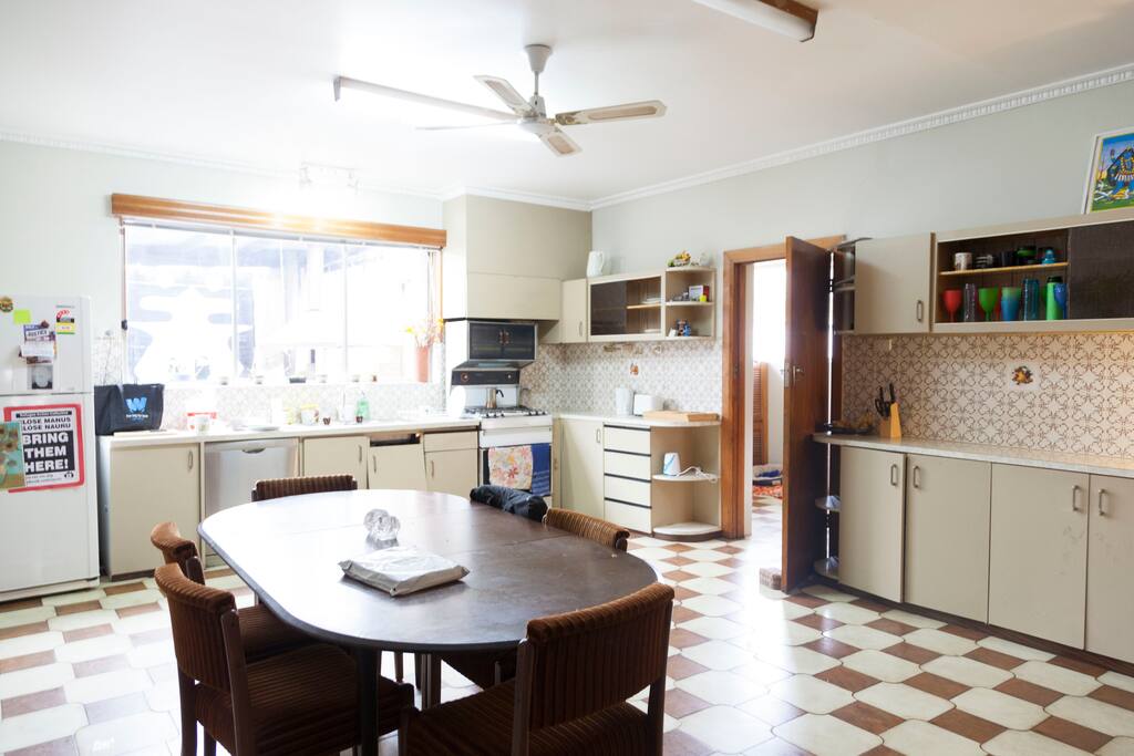 Kitchen/dining