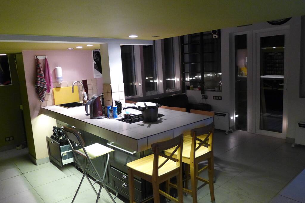 living room - kitchen