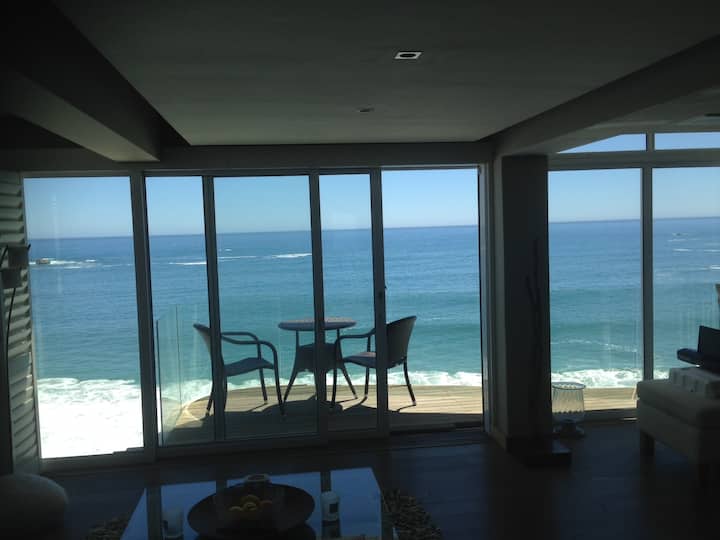 Spectacular Clifton 1st Beach Penthouse. Apartments for Rent in Cape Town, Western Cape, South