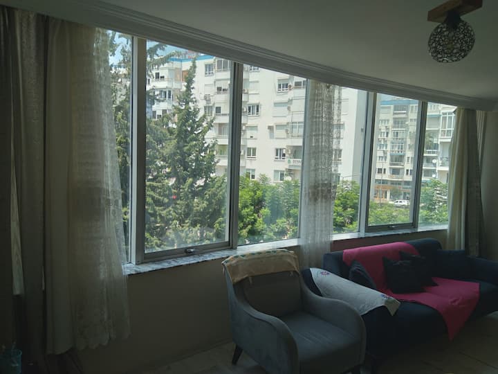 Antalya ŞEhir Merkezinde 2 Yatak Odası, 1 Salon. - Lara Beach