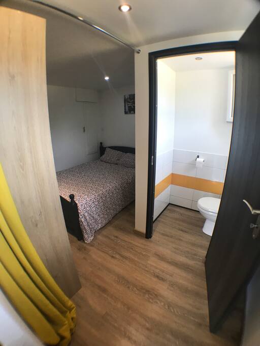 Chambre et WC séparée