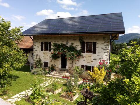 Family house between Geneva and Chamonix