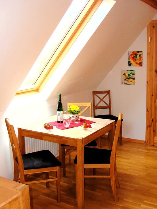 Essecke in der Ferienwohnung Rheinsteig im Ferienhaus Kleine Merle