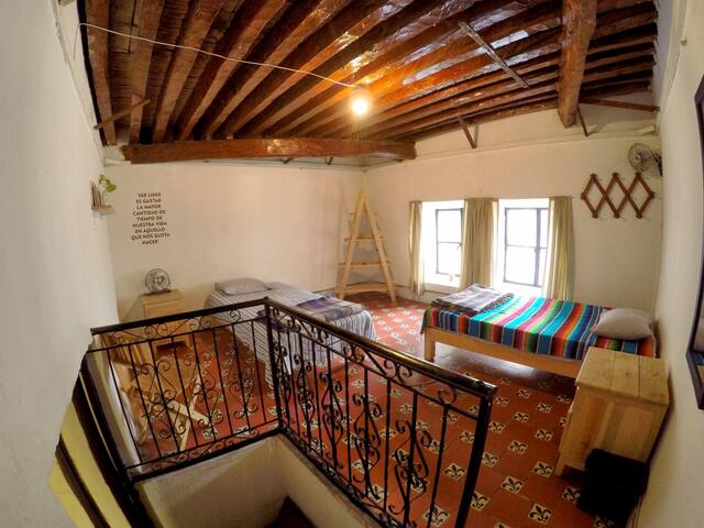 4 Habitación Doble a 10 minutos de TODO