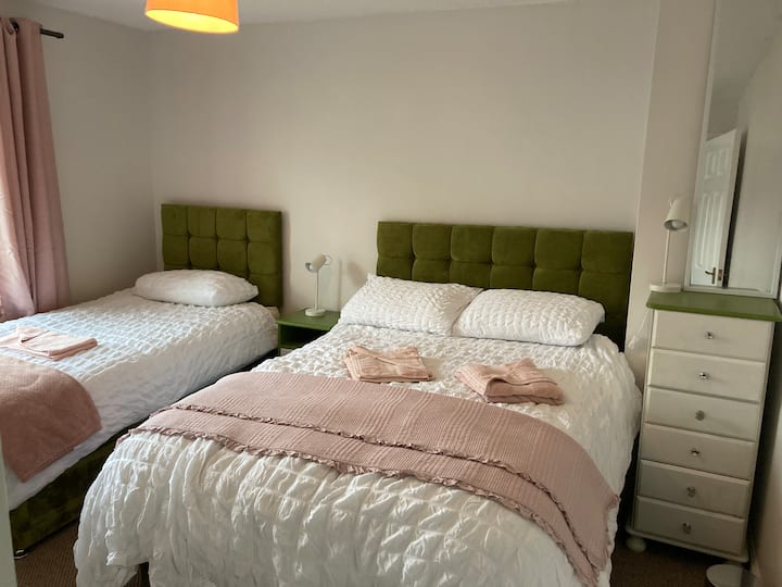 מיטות חדשות ב -2022 - חמים ומזמין. 