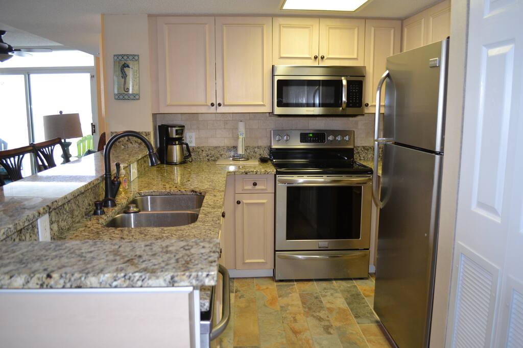 2015 Kitchen Remodel. New tile, granite, & appliances.