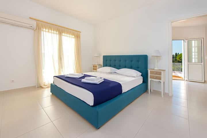 Villa Giovanni gallery image 5