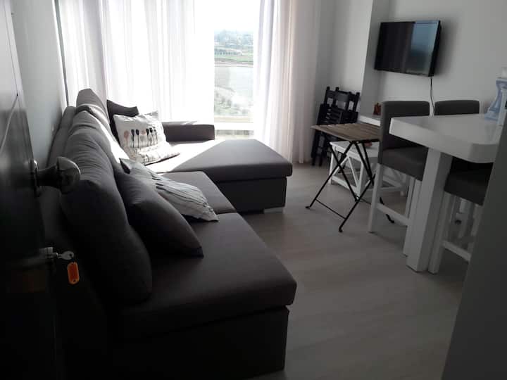 Beautiful Vacation Appartment 1 Br With Balcony - Газиверан