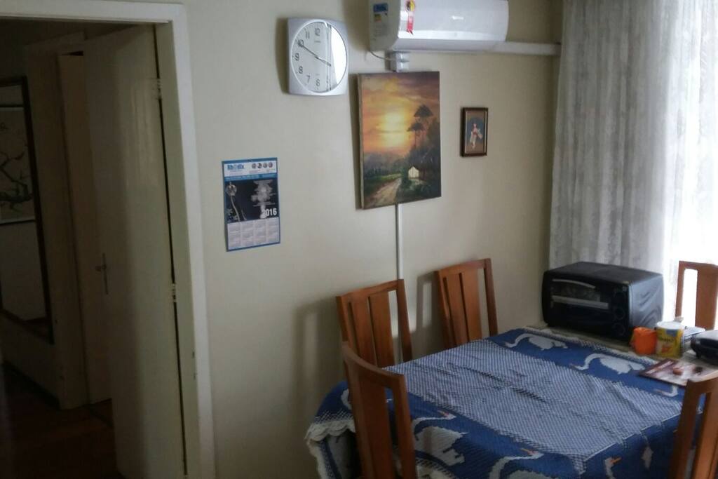 Mesa para 4 até 12 lugares