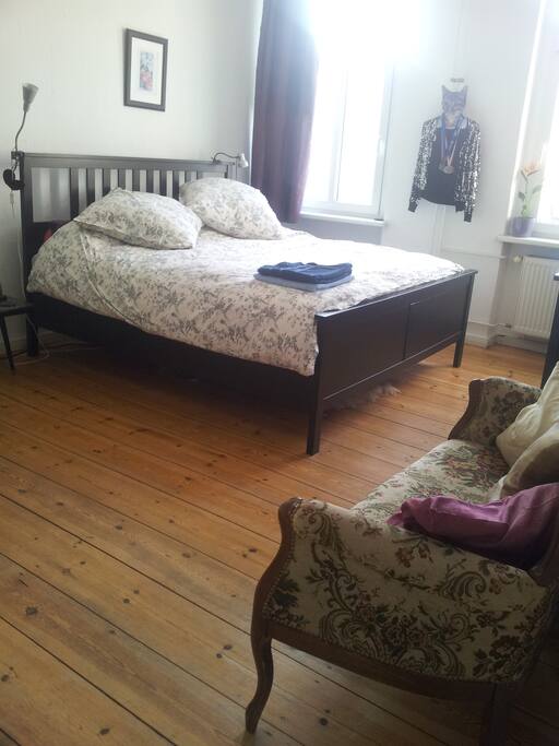 Huge bed, own sofa in room