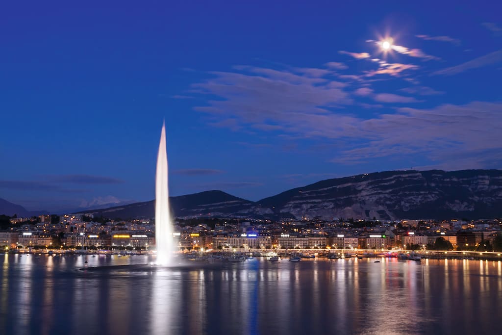 5min walking distance from most Geneva attractions.