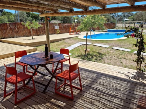 Jaureguiberry - Large-Great Barbecue-Pool Clim.